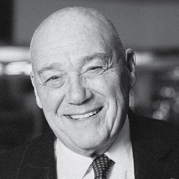 Vladimir Pozner - the East/West in not an absolute division