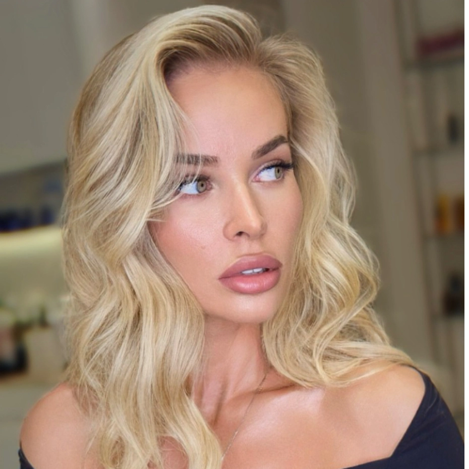 blond lady with beautiful hair